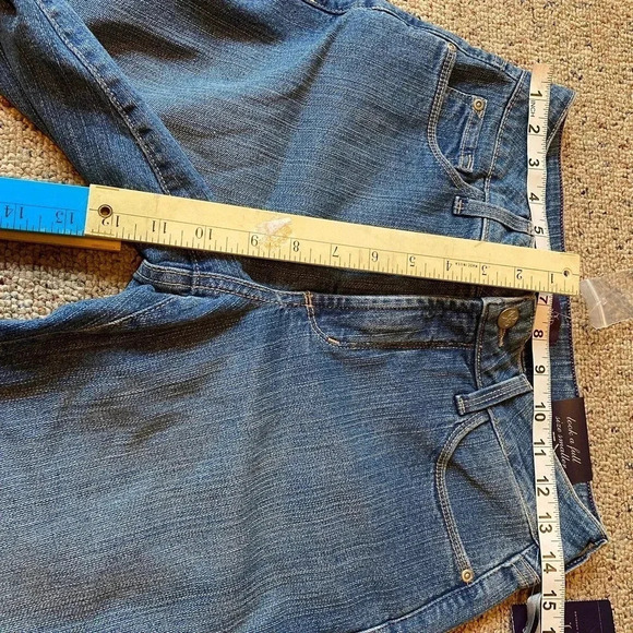 NWT NYDJ Original Slimming Fit Skinny Blue Jeans Women Size 2/36 Pockets - Picture 2 of 7